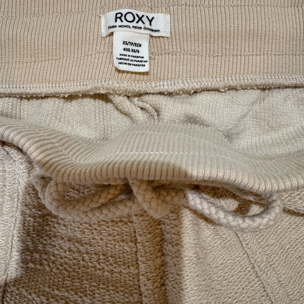 Roxy Pants - Picture 2 of 3